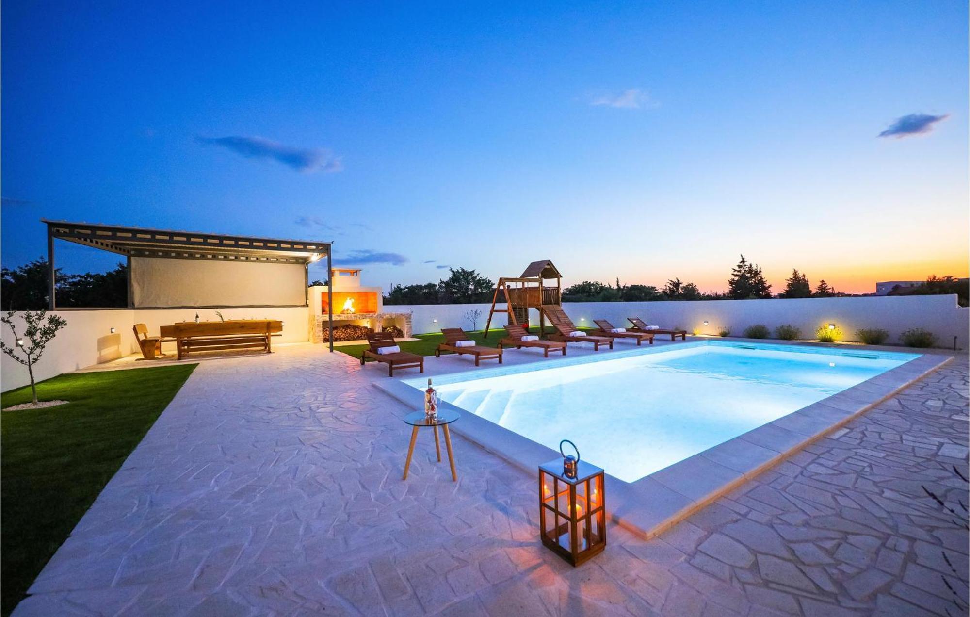 Stunning Home In Vrsi With Kitchen المظهر الخارجي الصورة